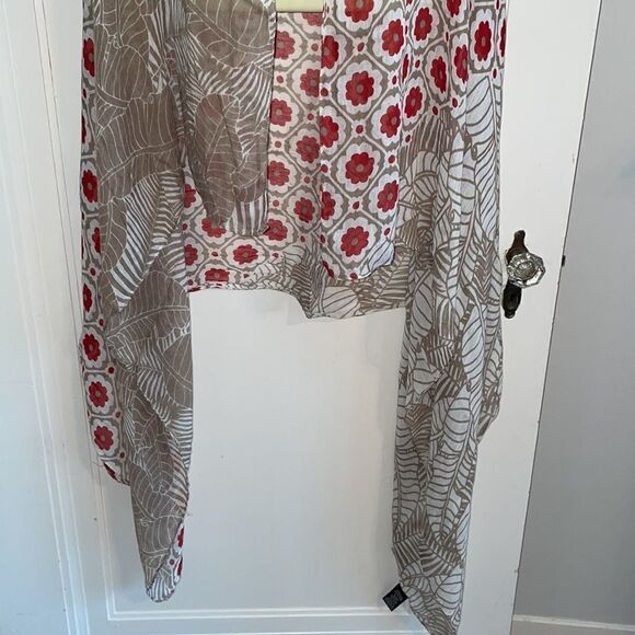 Vivante by VSA cream & tan tropical leaves with red flowers large scarf/wrap - Picture 3 of 9